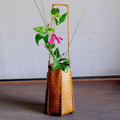 【一点限り】<br>渡辺竹清作 虎竹花器 燈明<br>（Japanese bamboo art by Chikusei Watanabe）