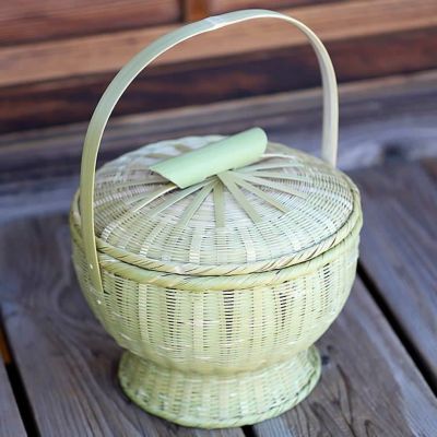 蓋がカチリと閉まる竹籠編みの達人作<br>真竹手付き高足飯篭