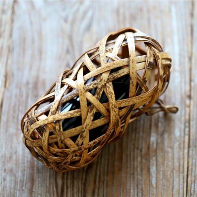 虎竹柱掛花籠 繭